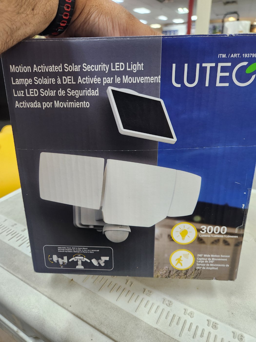 Lutec 3000L Solar Security Light