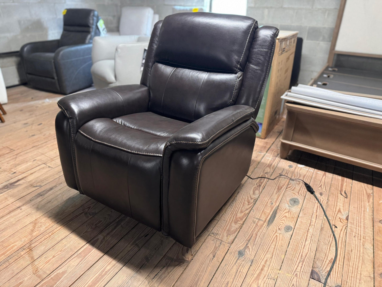 BarcaLounger Bryson Leather Power Rocker Recliner with Power Adjustable Headrest - Brown