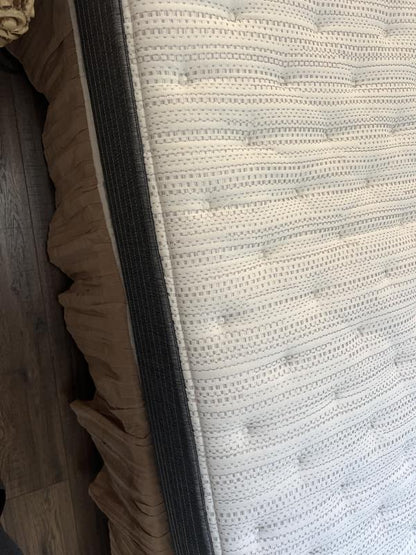 Beautyrest Silver BRS900 Extra Firm Full Mattress