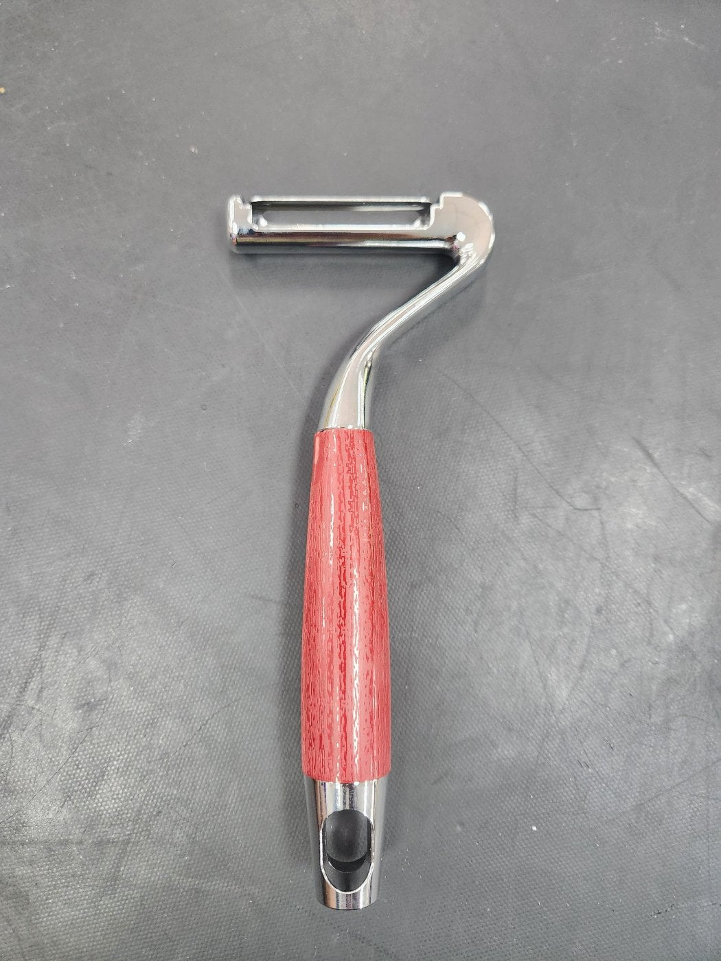 Vegetable Peeler (Right hand)